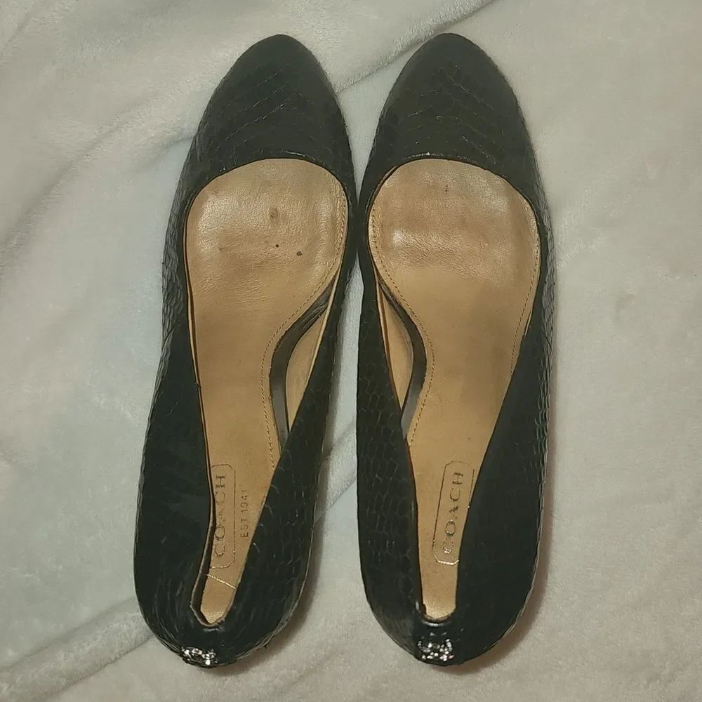 Coach Kristina Pumps - Picture 4 of 7
